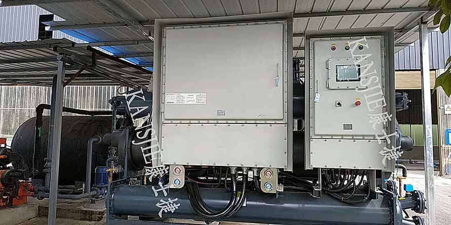 低溫螺桿工業(yè)制冷機組