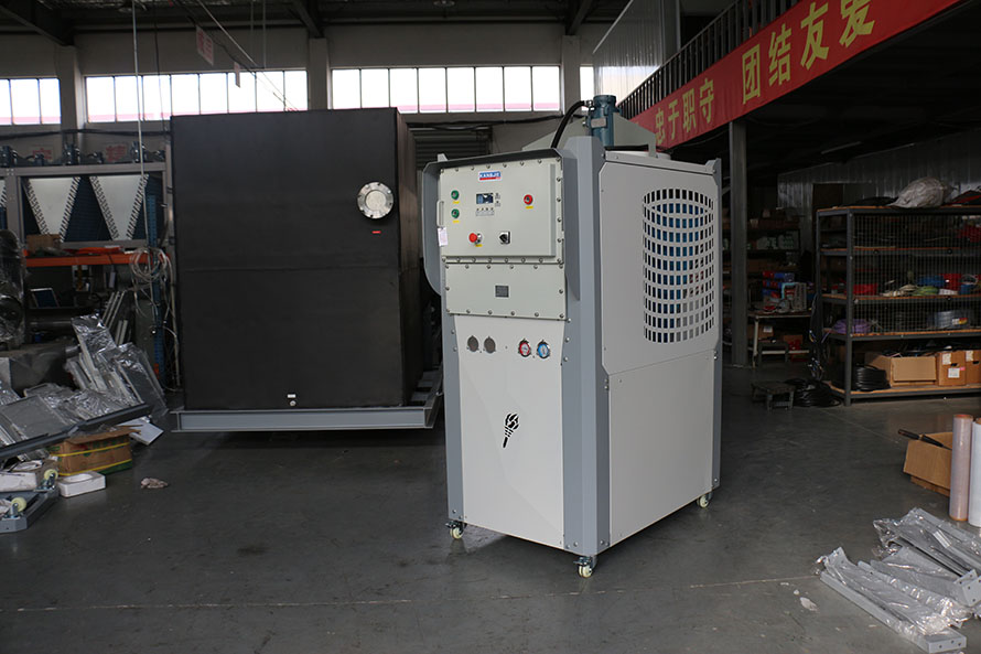 石油業(yè)、化工業(yè)、制藥業(yè)反應(yīng)釜配套制冷機組